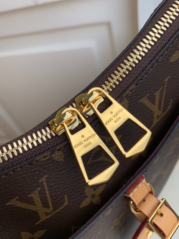 Louis Vuitton Odeon