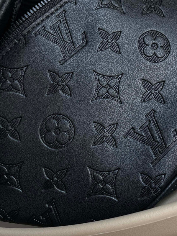 Louis Vuitton Discovery Bumbag PM