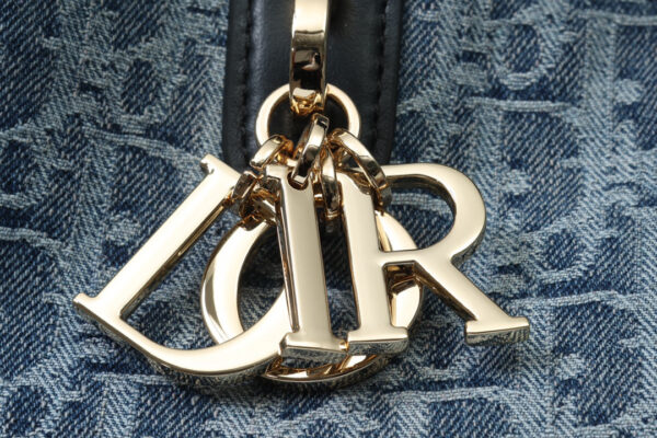Medium Dior Toujours Bag