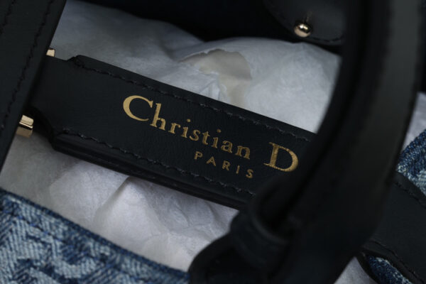 Medium Dior Toujours Bag