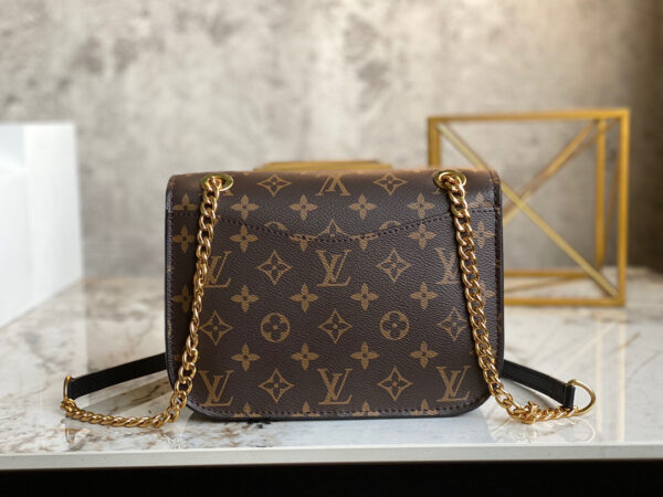 Louis Vuitton Passy