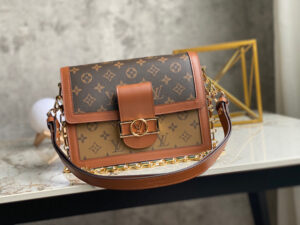 Louis Vuitton Dauphine