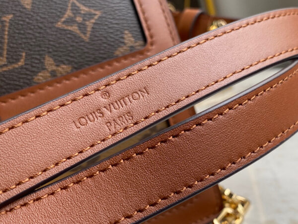 Louis Vuitton Dauphine