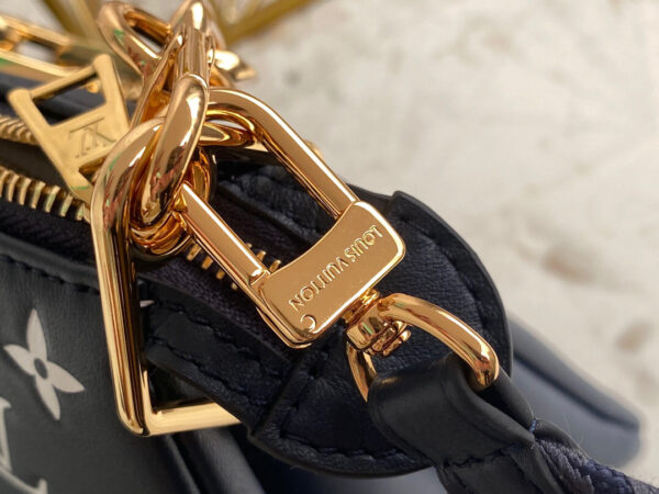 Louis Vuitton Coussin Navy blue