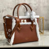 Louis Vuitton On My Side