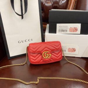 Gucci GG Marmont super mini bag