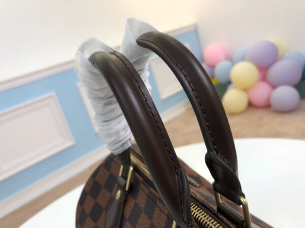 Louis Vuitton Speedy 25