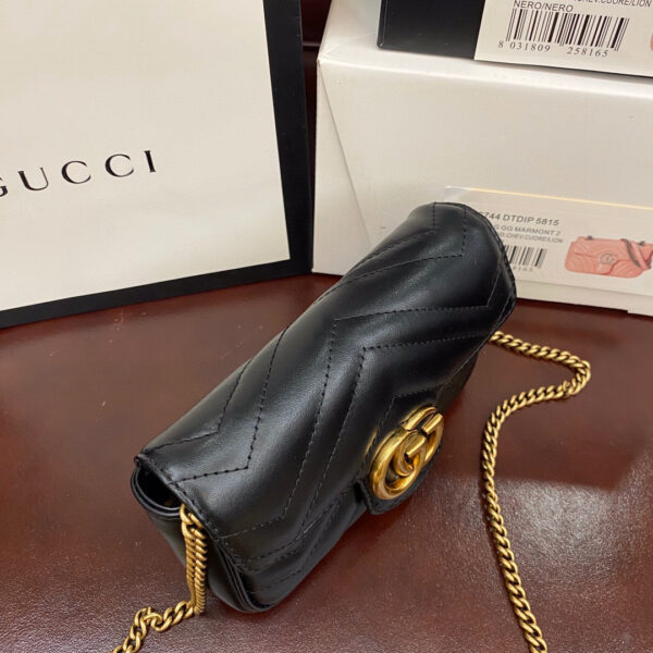 Gucci GG Marmont super mini bag