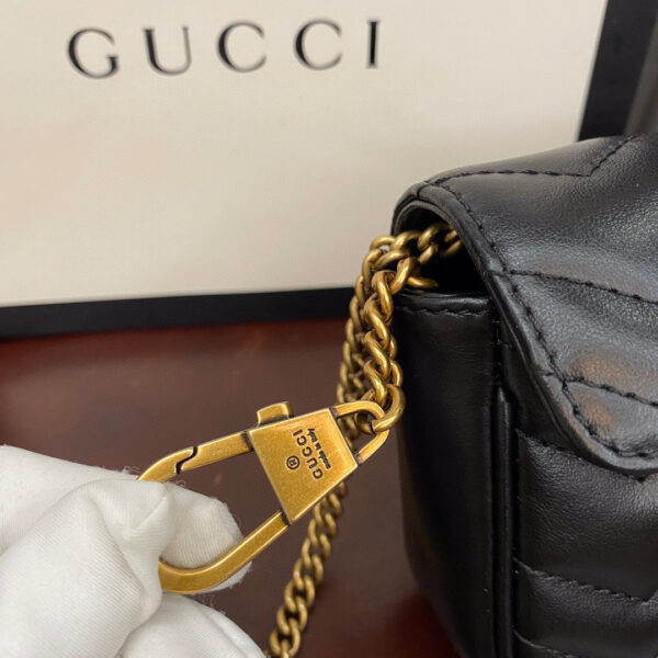 Gucci GG Marmont super mini bag