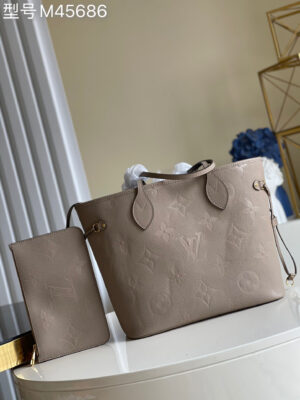 Louis Vuitton Neverfull MM