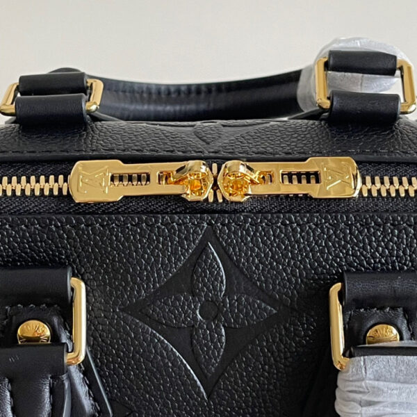 Louis Vuitton Speedy 20