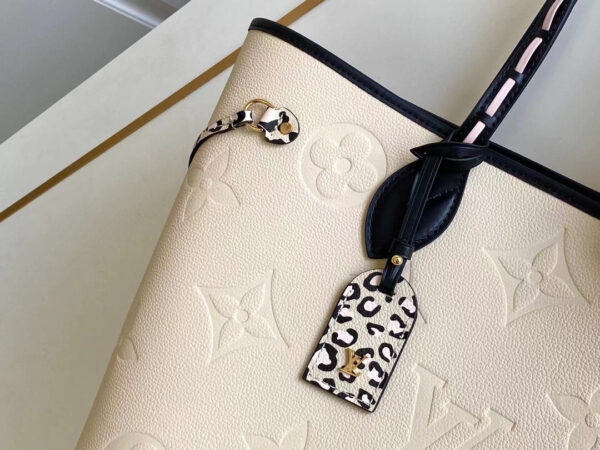 Louis Vuitton Neverfull MM