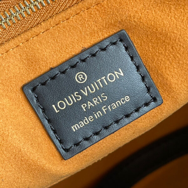 Louis Vuitton OnTheGo MM