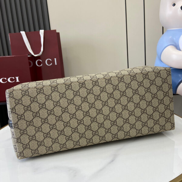 Gucci GG Emblem medium tote bag