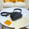 Louis Vuitton Capucines Mini