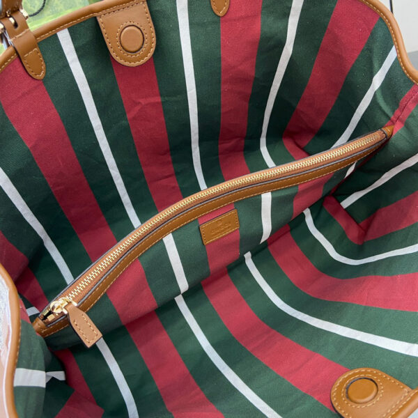 GG Emblem medium tote bag