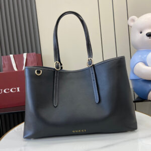 GG Emblem medium tote bag
