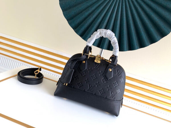 Louis Vuitton Alma BB