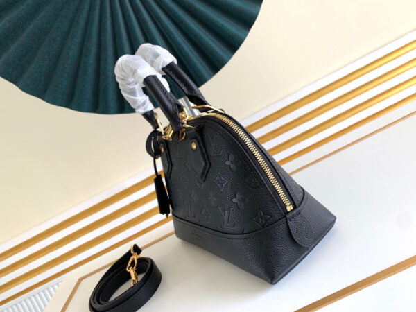 Louis Vuitton Alma BB
