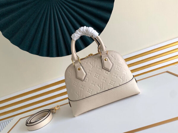 Louis Vuitton Alma BB
