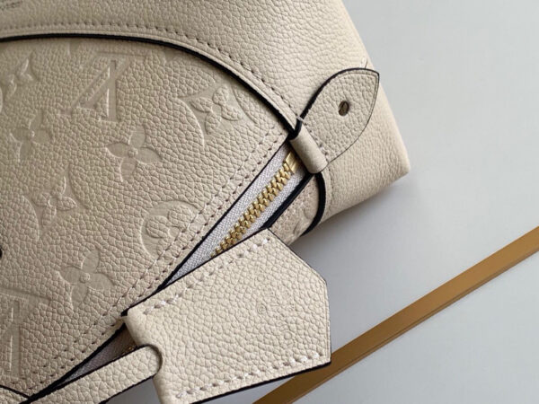 Louis Vuitton Alma BB