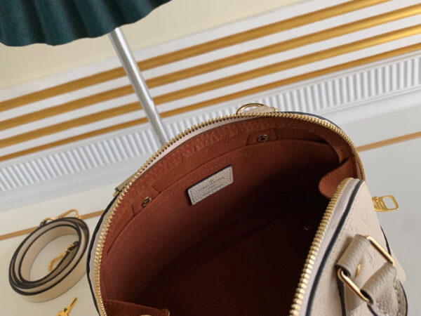 Louis Vuitton Alma BB