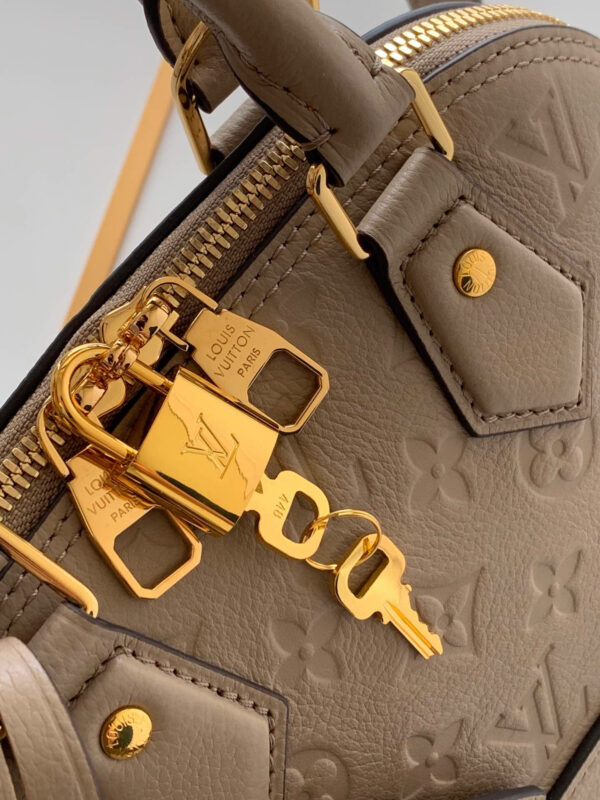 Louis Vuitton Alma BB