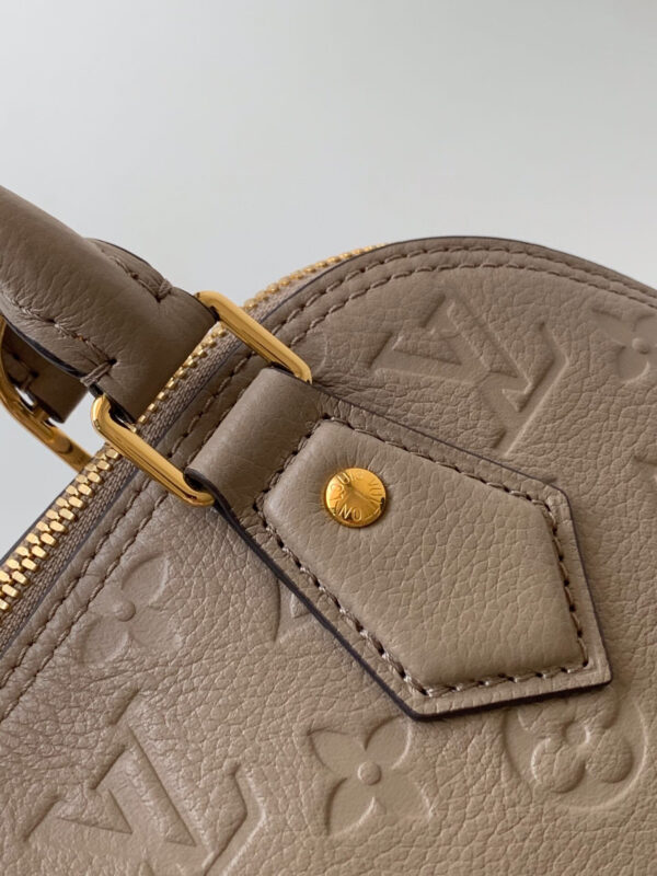 Louis Vuitton Alma BB