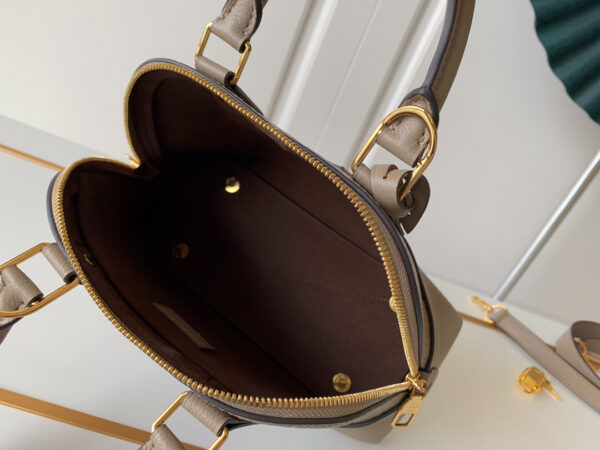 Louis Vuitton Alma BB