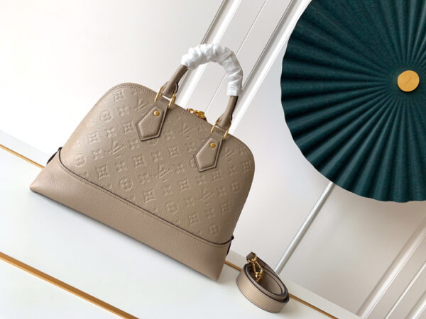 Louis Vuitton Alma