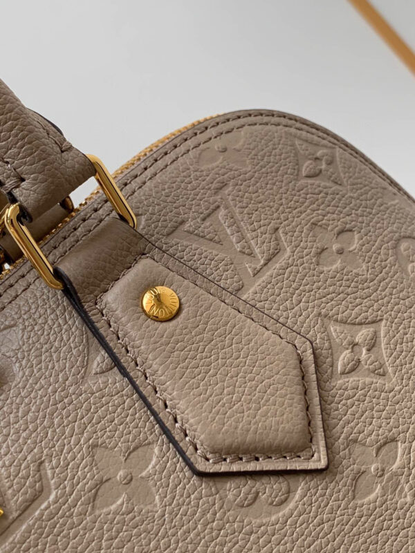 Louis Vuitton Alma
