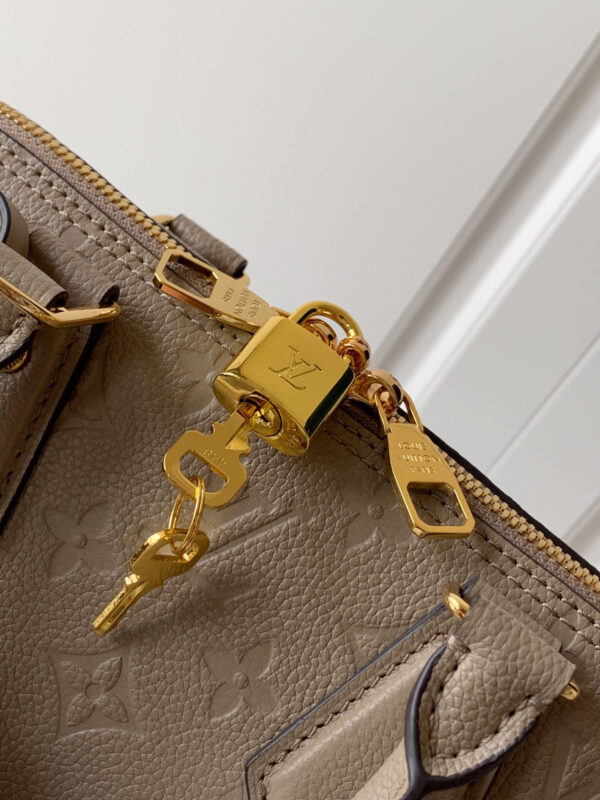 Louis Vuitton Alma