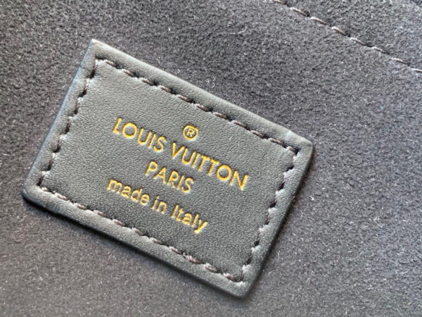 Louis Vuitton New Wave