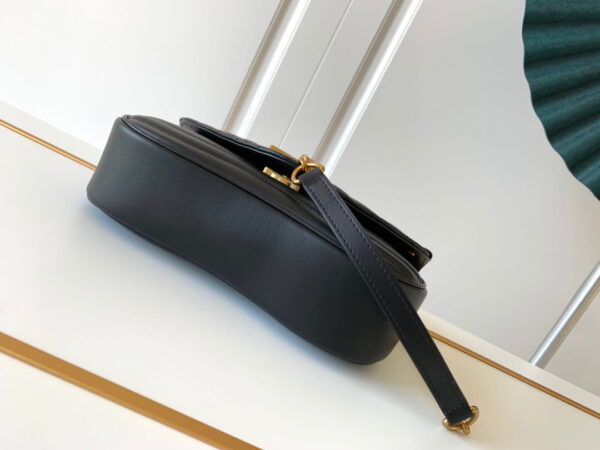 Louis Vuitton New Wave
