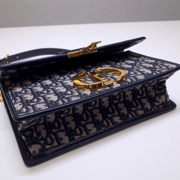 Dior Montaigne