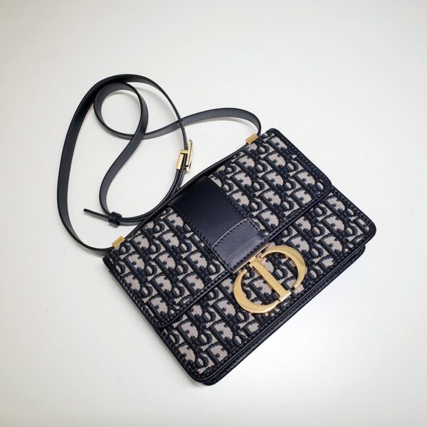 Dior Montaigne