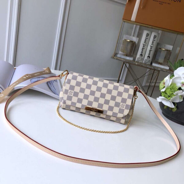 Louis Vuitton Favorite PM