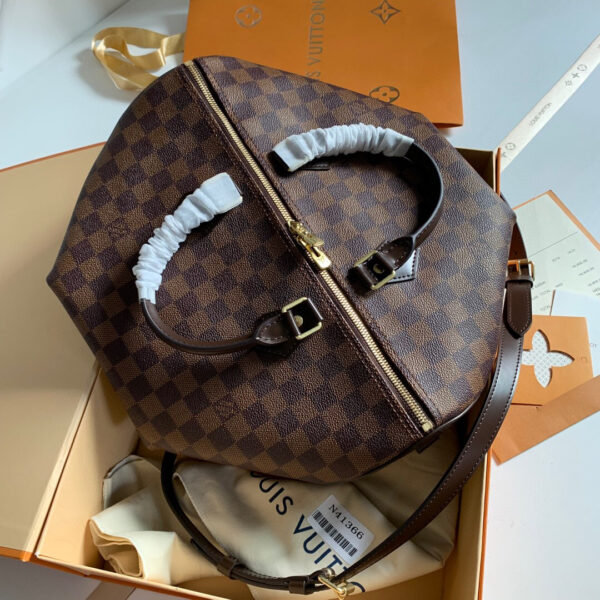 Louis Vuitton Speedy 35