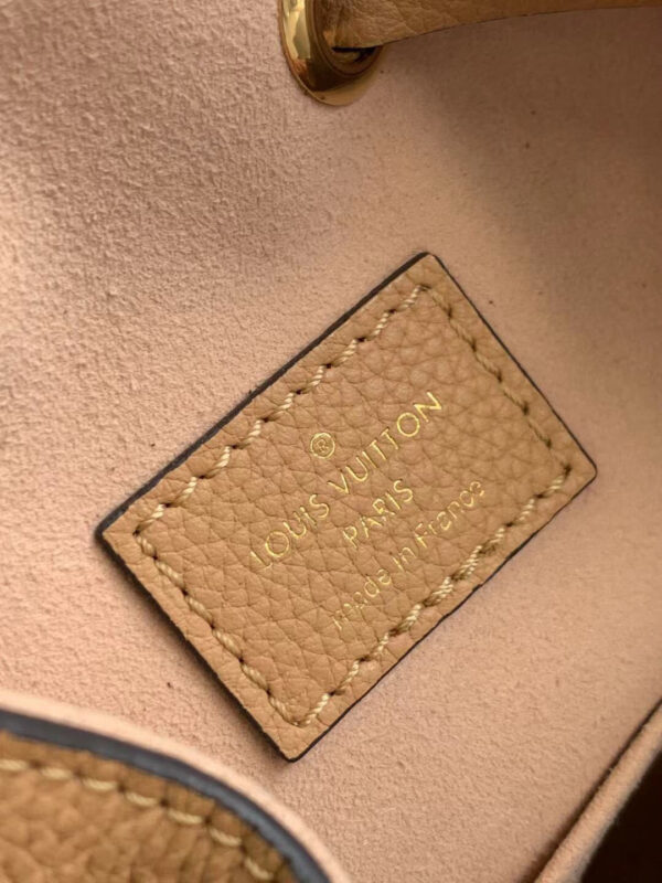Louis Vuitton Lockme Bucket