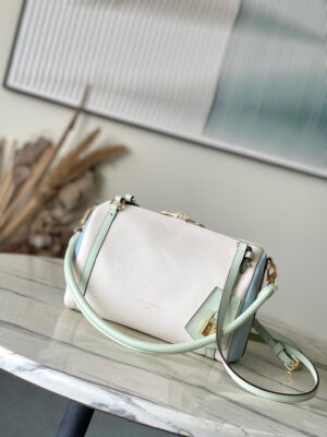 Louis Vuitton Express PM