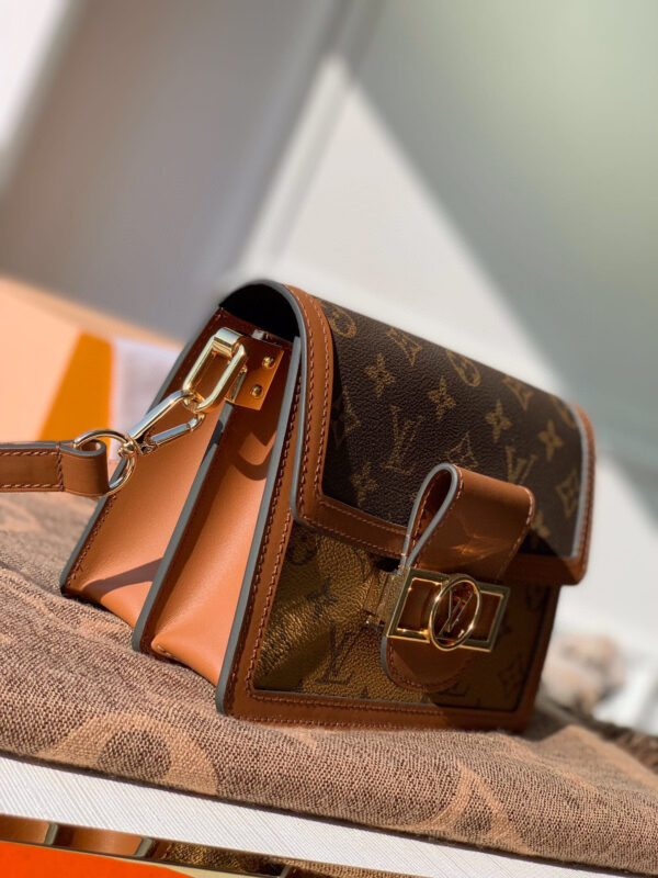 Louis Vuitton Dauphine