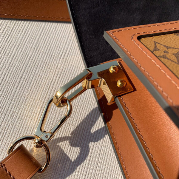 Louis Vuitton Dauphine