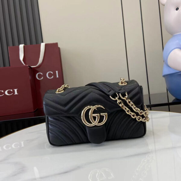 Gucci GG Marmont small shoulder bag