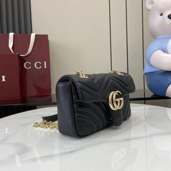 Gucci GG Marmont small shoulder bag