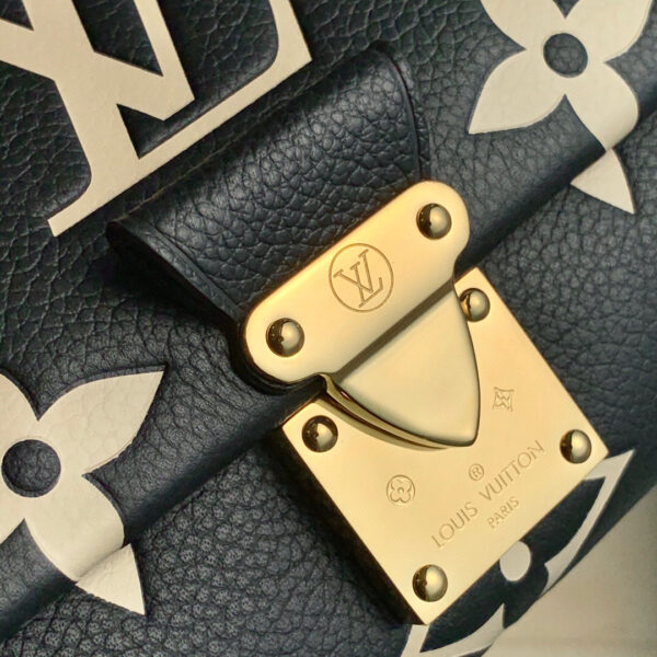 Louis Vuitton Favorite