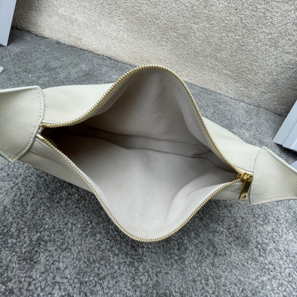 Celine Medium Romy