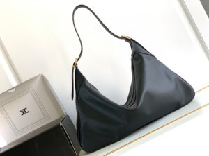 Celine Large Romy