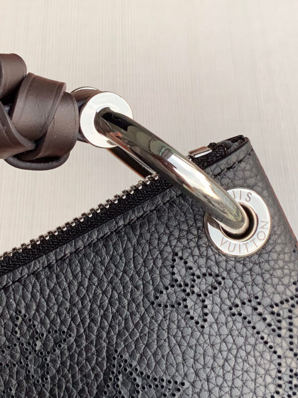 Louis Vuitton Babylone BB