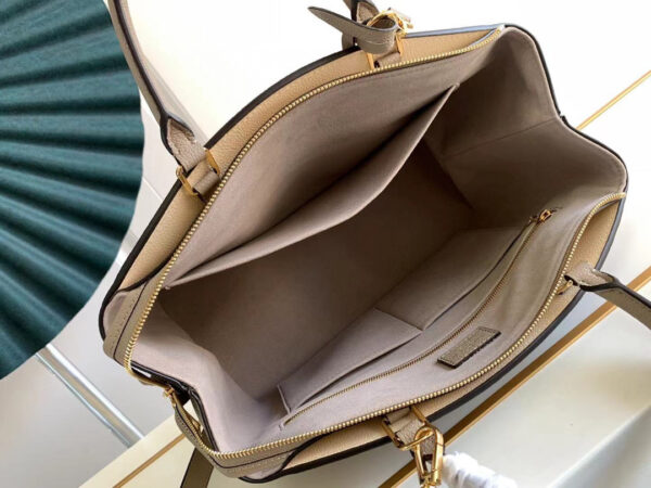 Louis Vuitton Grand Palais