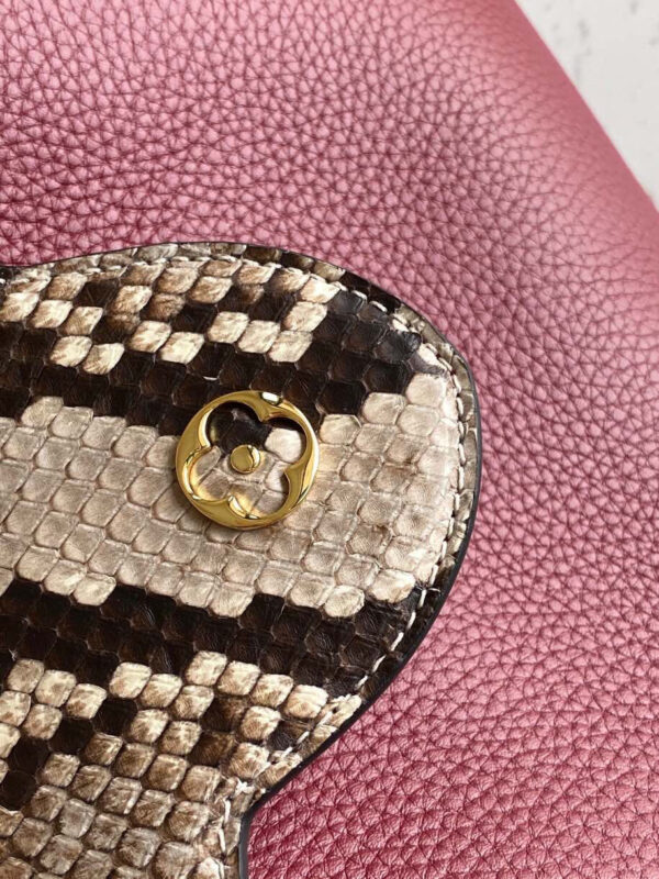 Louis Vuitton Capucines
